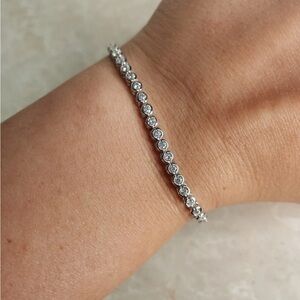 ✨ New White Gold Plated bezel Tennis Bracelet ✨